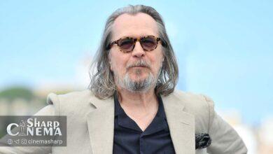 سر گری اولدمن توسط پادشاه چارلز نشان شوالیه گرفت