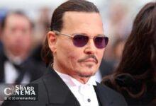 جانی دپ برای پارامونت سرود کریسمس سر میدهد