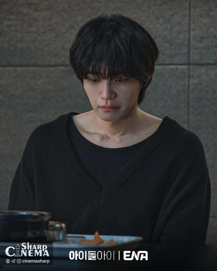 سو یونگ راز واقعی کیم جه یونگ را در IDOL I کشف می‌کند