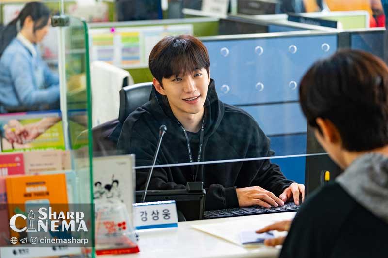 لی جونهو در «کاشرو» بین پول و نجات جهان مردد است