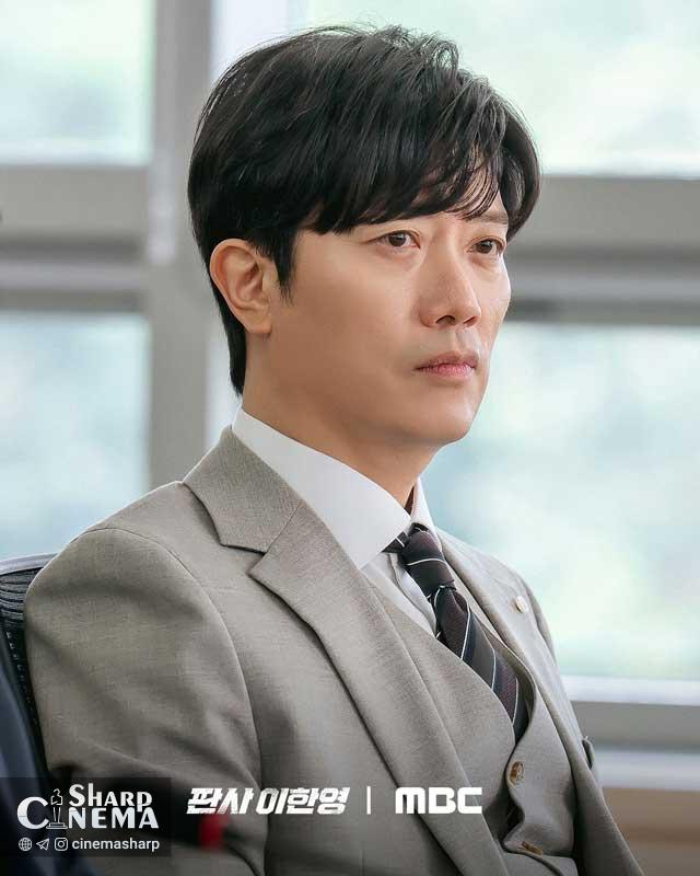 پارک هی سون و وون جین آه در The Judge Returns مقابل عدالت