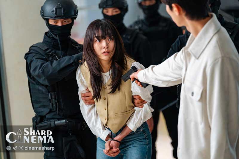 لی جونهو در Cashero با قدرت‌های پولی، قهرمانی متفاوت را تجربه می‌کند