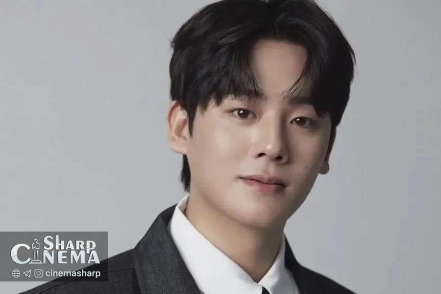 لی جونگ ها برای خدمت نظامی به نیروهای دریایی می‌رود