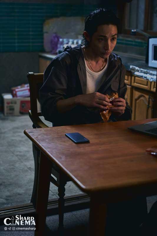 لی سو هیوک مغز متفکر بی‌رحم آدم‌ربایی در فیلم Sister