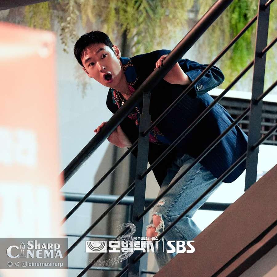 لی جه هون و بائه یو رام علیه تبهکار تبانی در Taxi Driver 3