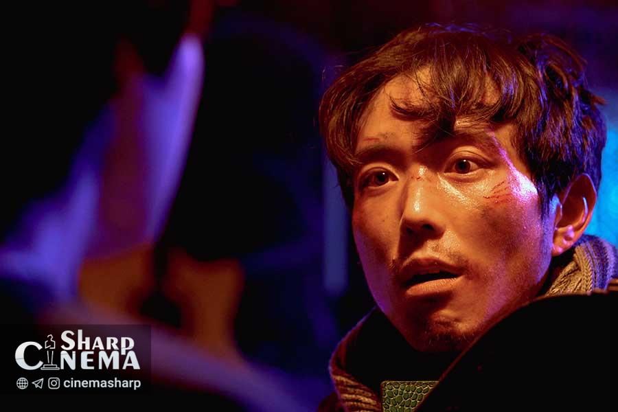 WOODZ در مسیر نفرین‌شده در Slide Strum Mute