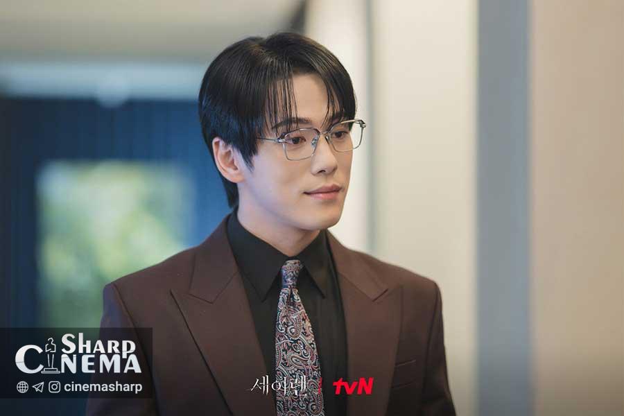 کیم جونگ هیون در نقش مدیرعامل ثروتمند در Siren’s Kiss