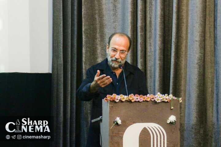 اکران داستانهای موازی در ایران؛ توضیح اصغر فرهادی